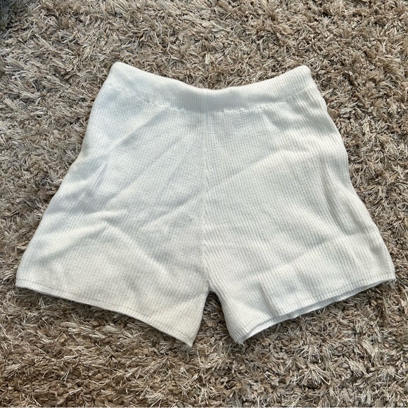 White knit shorts - Picture 4 of 4